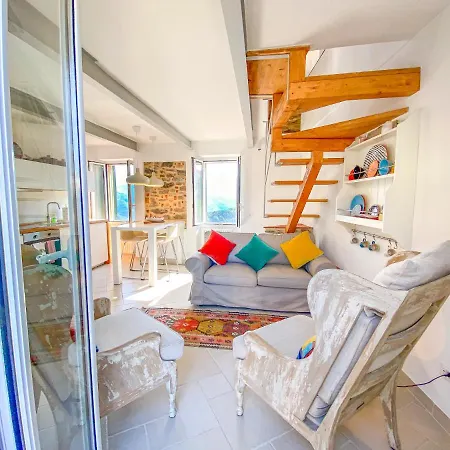 Penthouse With Views Of The Alps, Perinaldo. Apartment Perinaldo